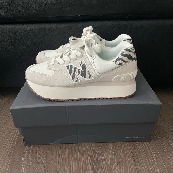 ❌SOLD❌ New Balance 574 Plus Sea Salt Animal Print (Women's) - Picture 3 of 8